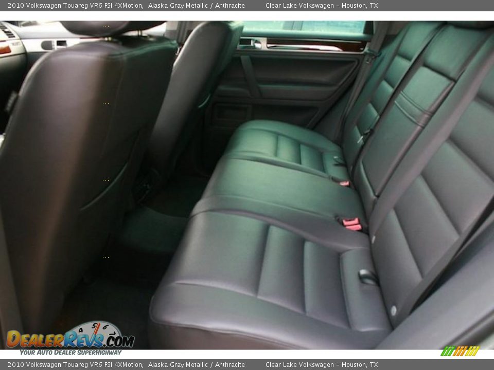 2010 Volkswagen Touareg VR6 FSI 4XMotion Alaska Gray Metallic / Anthracite Photo #8