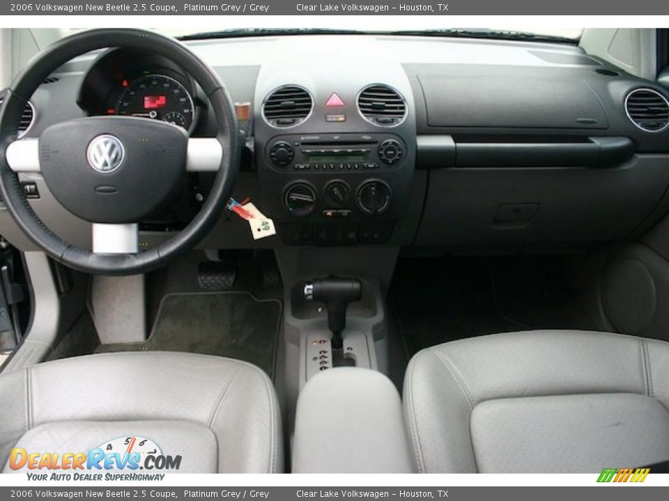 2006 Volkswagen New Beetle 2.5 Coupe Platinum Grey / Grey Photo #6