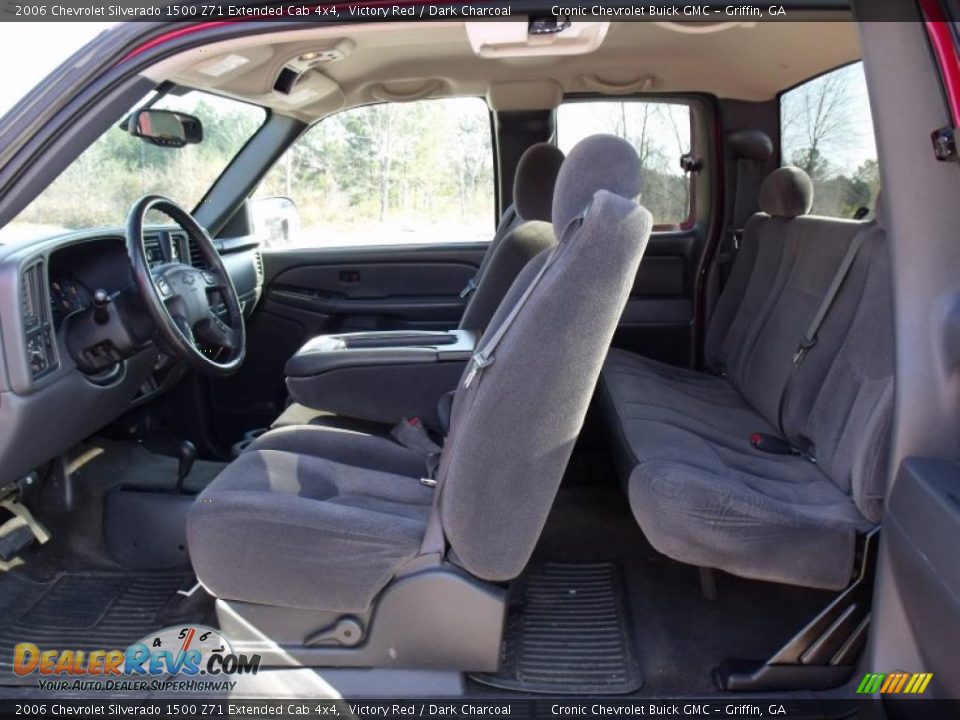 2006 Chevrolet Silverado 1500 Z71 Extended Cab 4x4 Victory Red / Dark Charcoal Photo #4