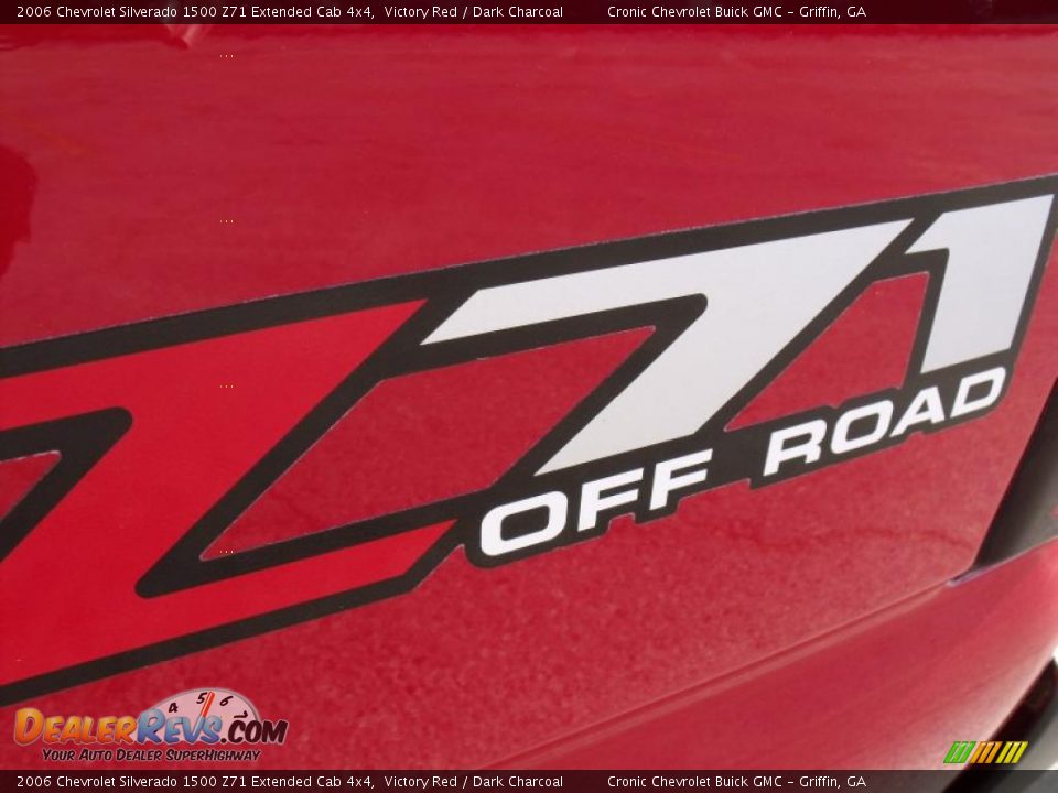 2006 Chevrolet Silverado 1500 Z71 Extended Cab 4x4 Victory Red / Dark Charcoal Photo #6