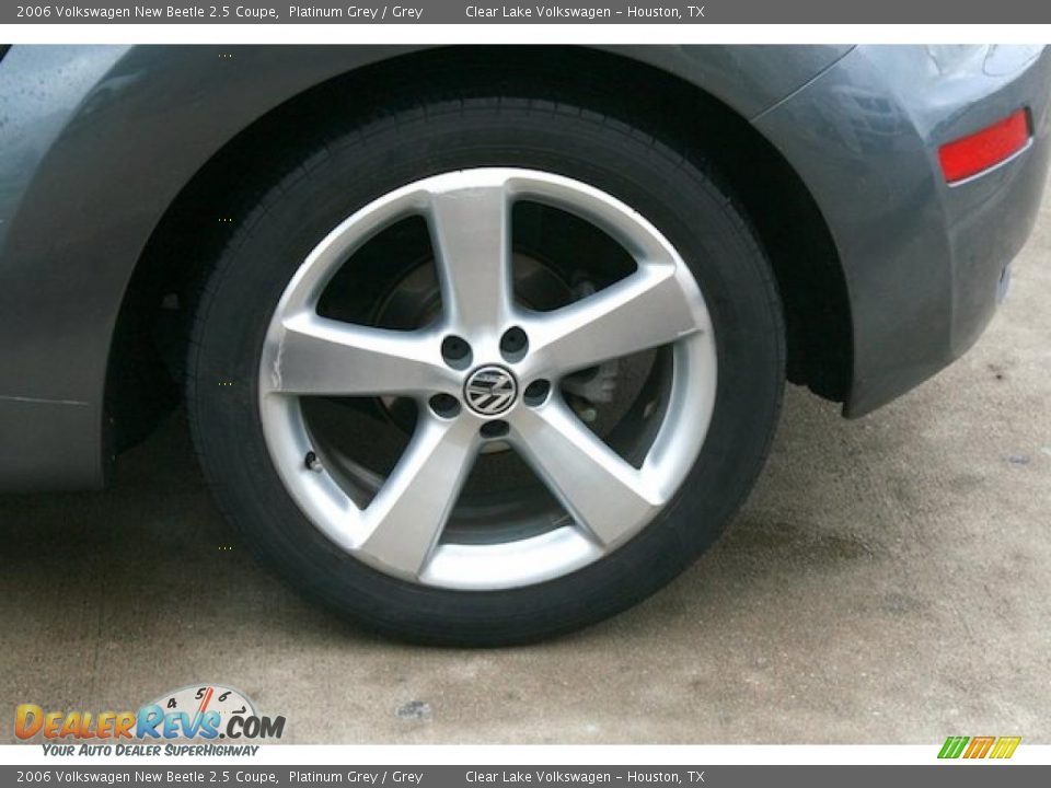 2006 Volkswagen New Beetle 2.5 Coupe Platinum Grey / Grey Photo #13