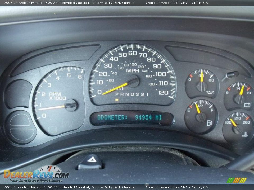 2006 Chevrolet Silverado 1500 Z71 Extended Cab 4x4 Victory Red / Dark Charcoal Photo #11