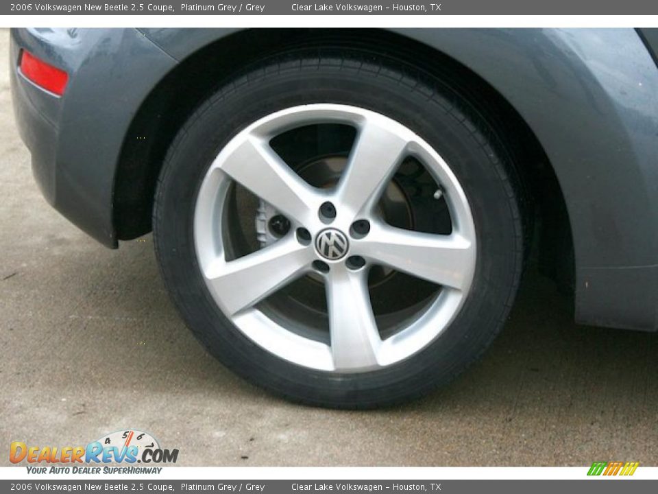 2006 Volkswagen New Beetle 2.5 Coupe Platinum Grey / Grey Photo #16