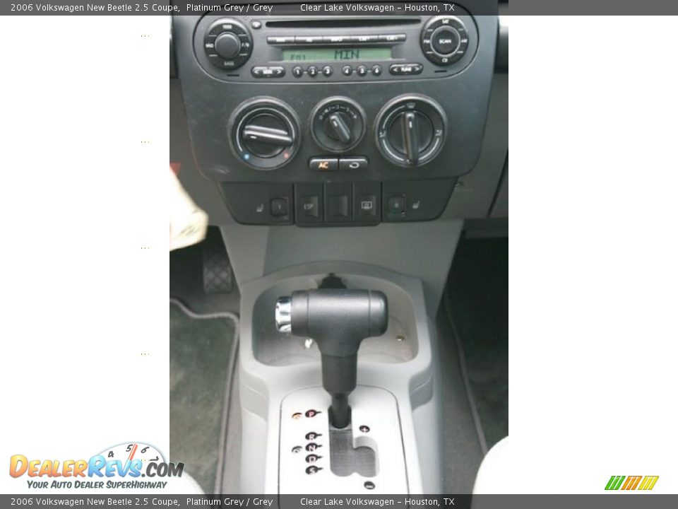 2006 Volkswagen New Beetle 2.5 Coupe Platinum Grey / Grey Photo #21