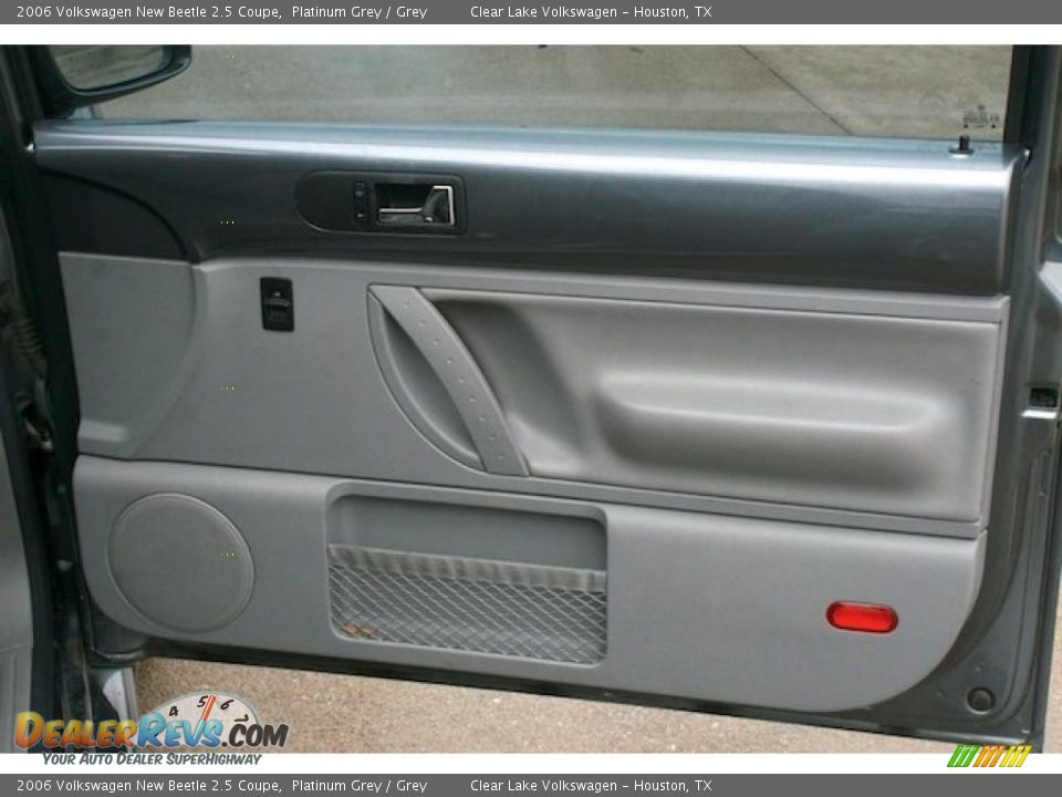 2006 Volkswagen New Beetle 2.5 Coupe Platinum Grey / Grey Photo #22