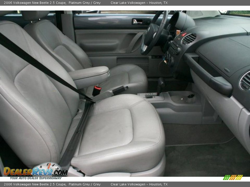 2006 Volkswagen New Beetle 2.5 Coupe Platinum Grey / Grey Photo #23