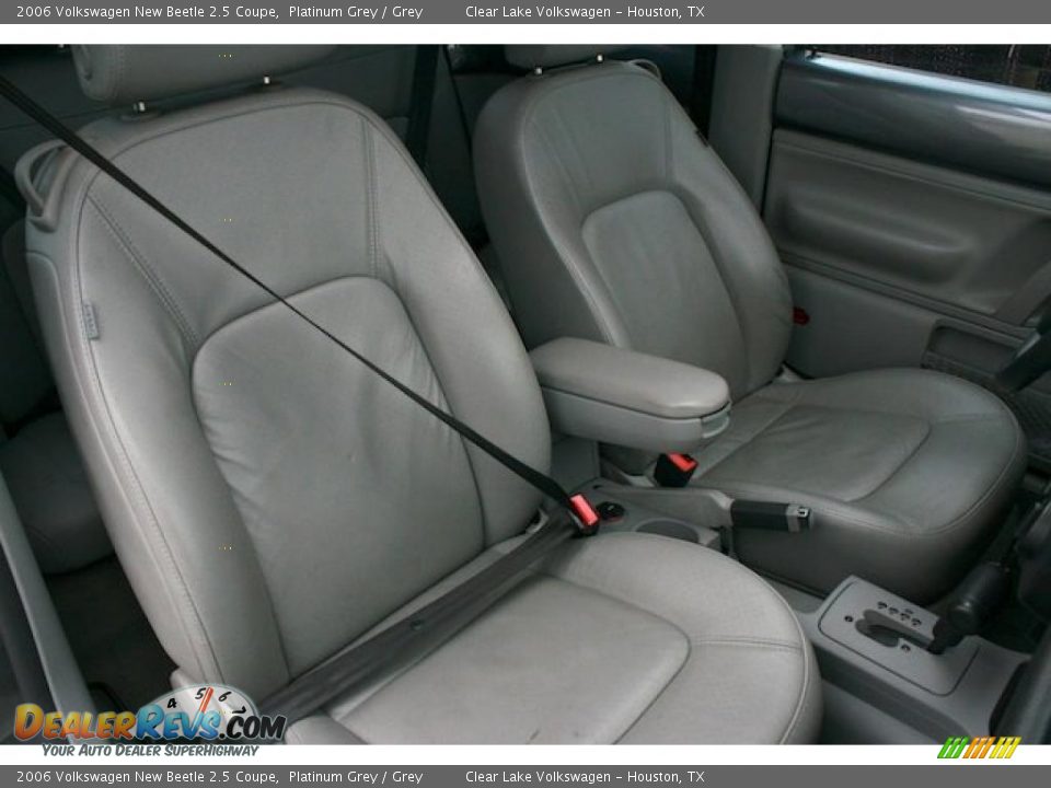 2006 Volkswagen New Beetle 2.5 Coupe Platinum Grey / Grey Photo #25
