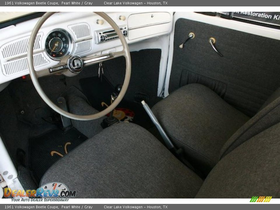 1961 Volkswagen Beetle Coupe Pearl White / Gray Photo #17