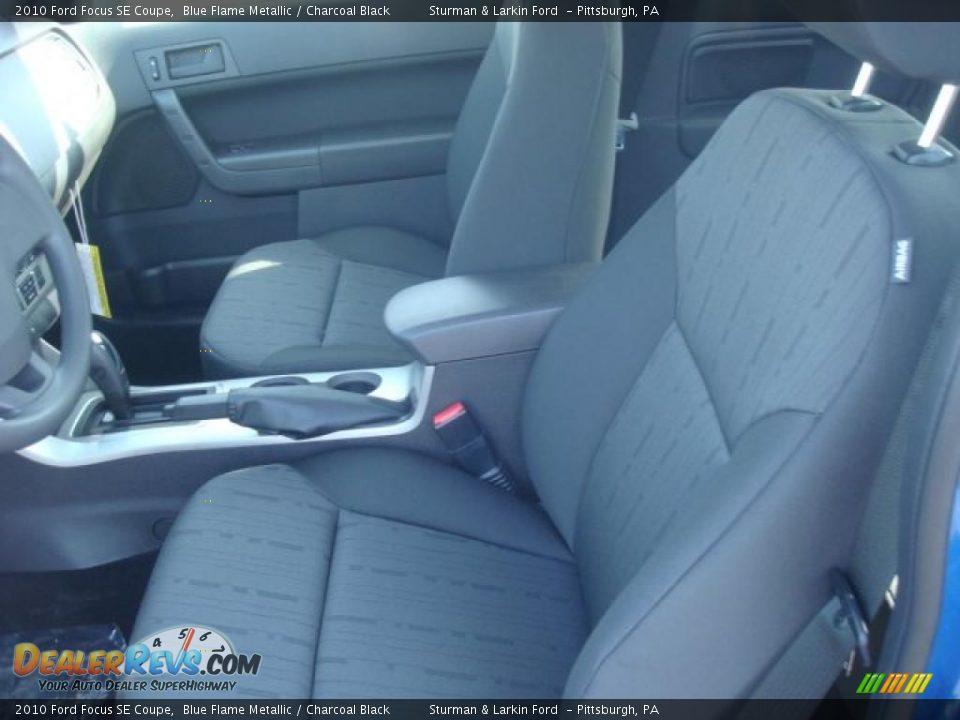 2010 Ford Focus SE Coupe Blue Flame Metallic / Charcoal Black Photo #7