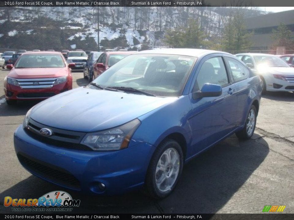 2010 Ford Focus SE Coupe Blue Flame Metallic / Charcoal Black Photo #10