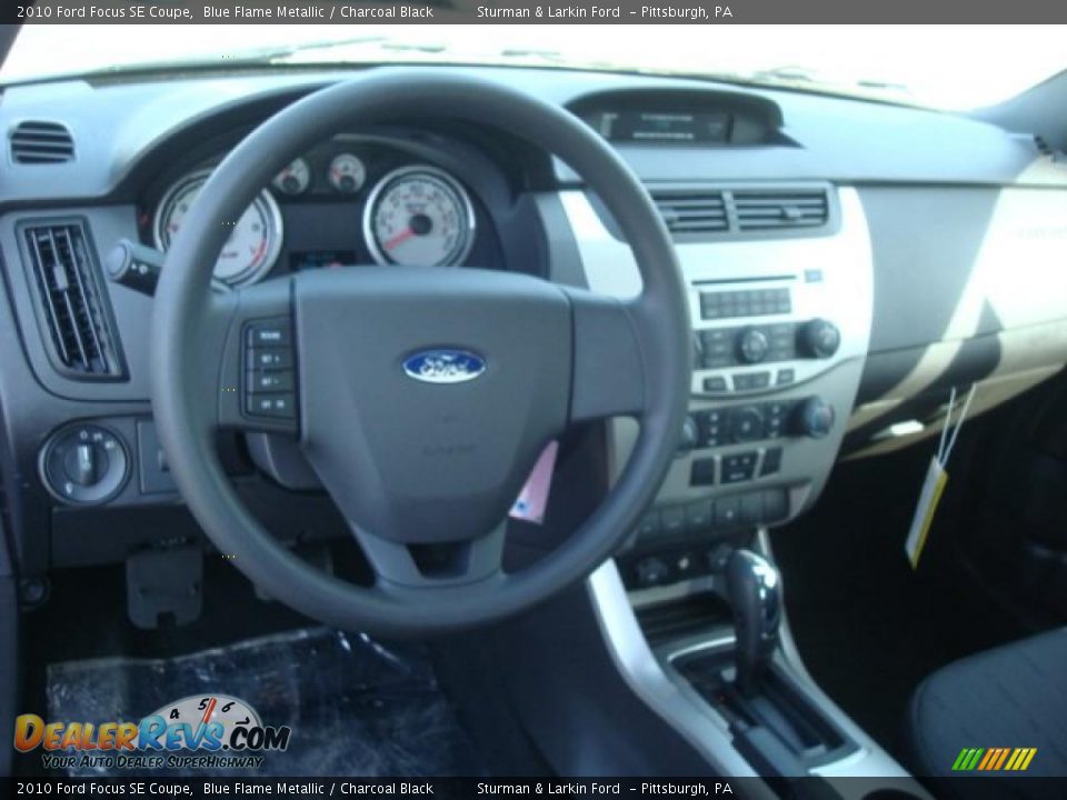 2010 Ford Focus SE Coupe Blue Flame Metallic / Charcoal Black Photo #13