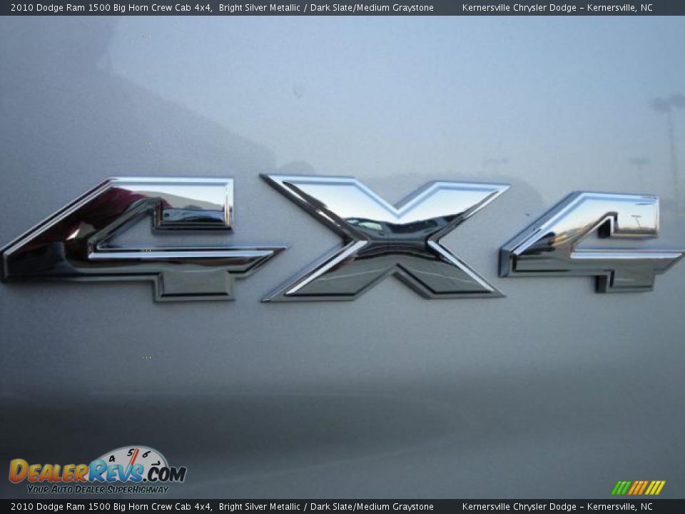 2010 Dodge Ram 1500 Big Horn Crew Cab 4x4 Bright Silver Metallic / Dark Slate/Medium Graystone Photo #10