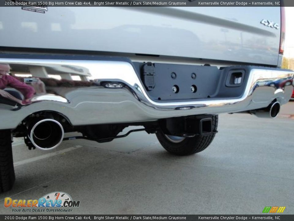 2010 Dodge Ram 1500 Big Horn Crew Cab 4x4 Bright Silver Metallic / Dark Slate/Medium Graystone Photo #11