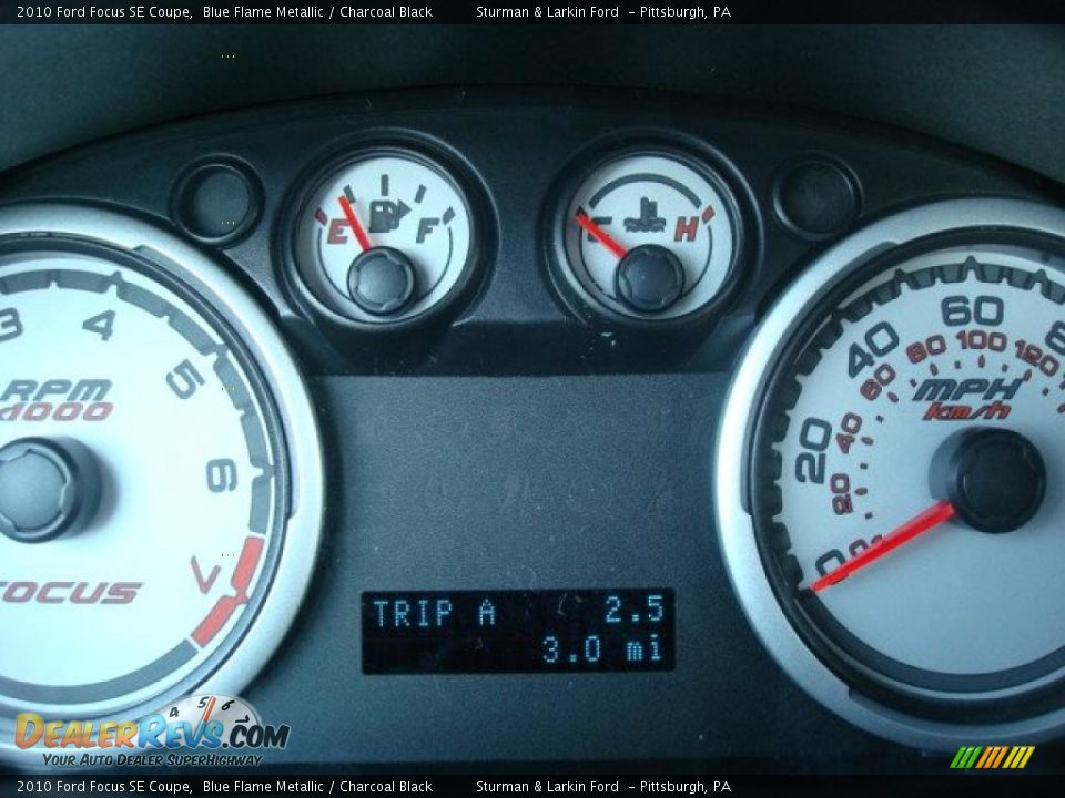 2010 Ford Focus SE Coupe Blue Flame Metallic / Charcoal Black Photo #20