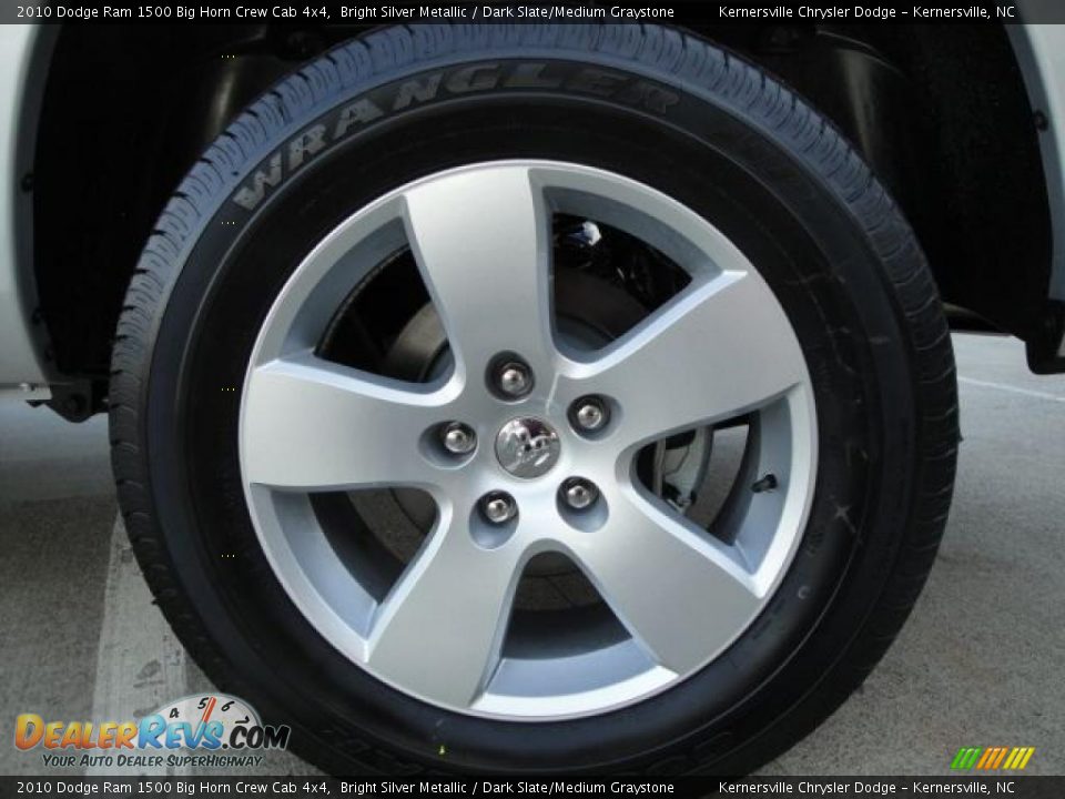 2010 Dodge Ram 1500 Big Horn Crew Cab 4x4 Bright Silver Metallic / Dark Slate/Medium Graystone Photo #20