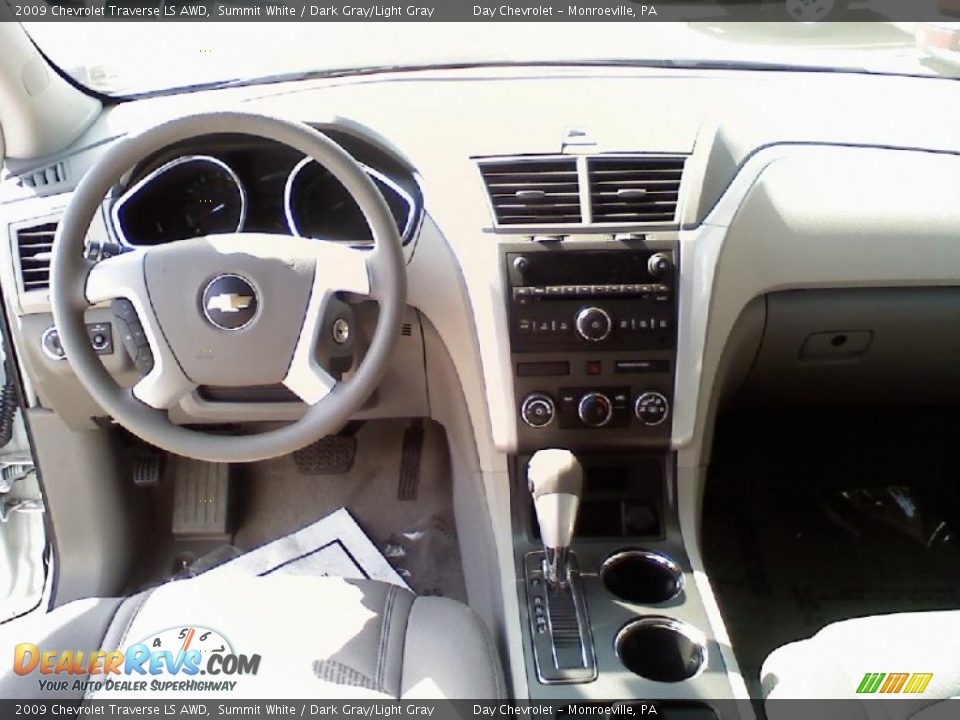 2009 Chevrolet Traverse LS AWD Summit White / Dark Gray/Light Gray Photo #8