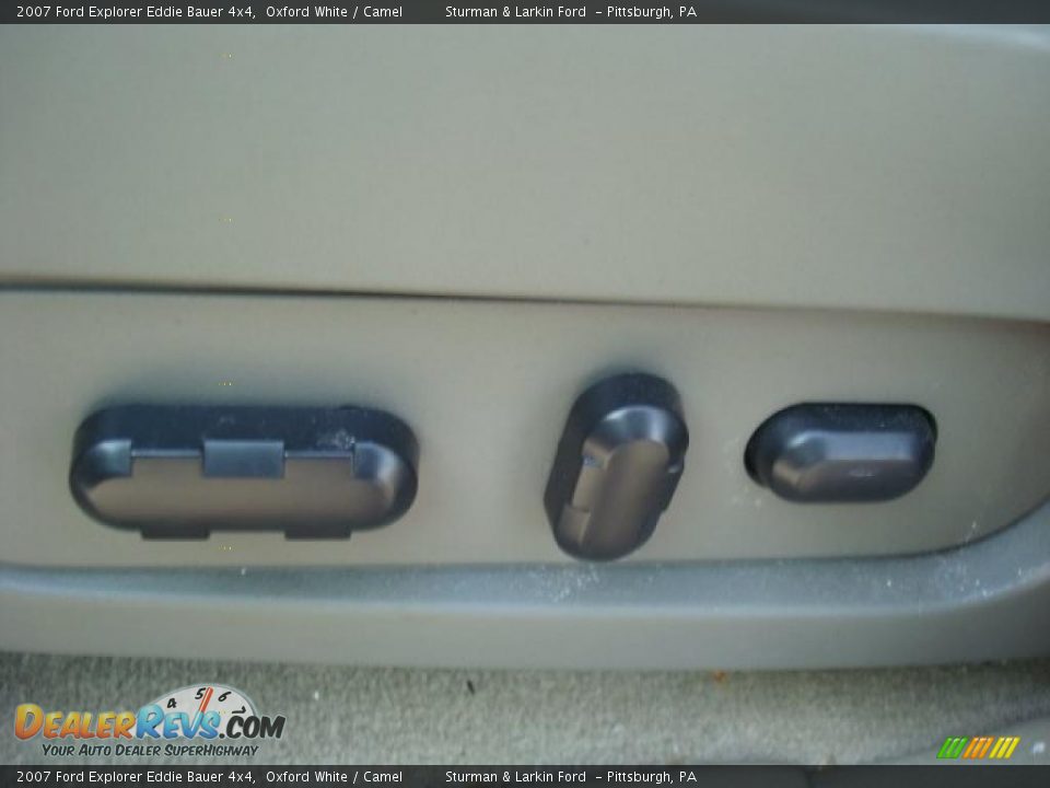 2007 Ford Explorer Eddie Bauer 4x4 Oxford White / Camel Photo #17