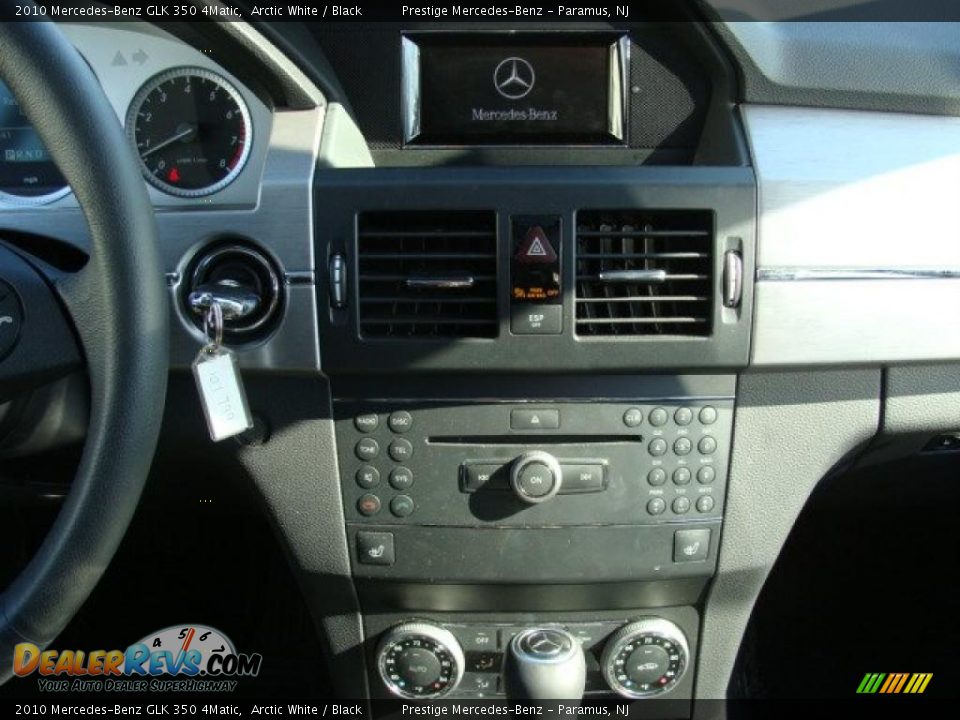 2010 Mercedes-Benz GLK 350 4Matic Arctic White / Black Photo #12