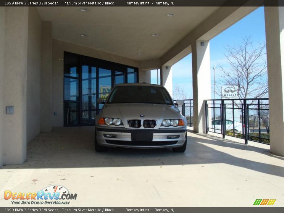 1999 BMW 3 Series 328i Sedan Titanium Silver Metallic / Black Photo #2