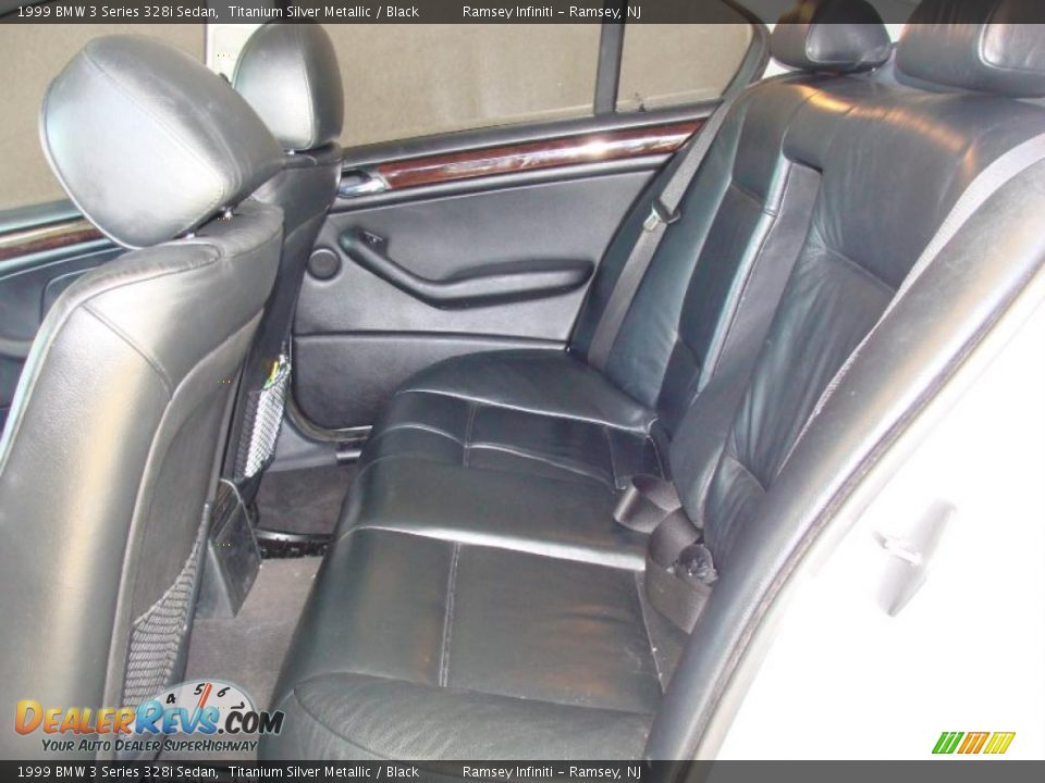 1999 BMW 3 Series 328i Sedan Titanium Silver Metallic / Black Photo #7