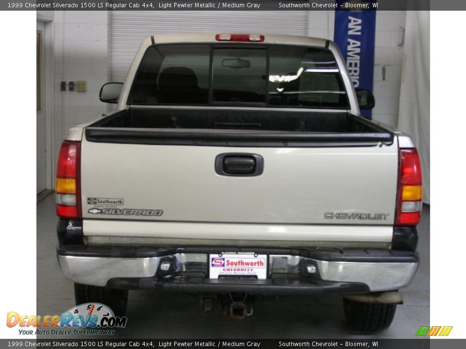 1999 Chevrolet Silverado 1500 LS Regular Cab 4x4 Light Pewter Metallic / Medium Gray Photo #3