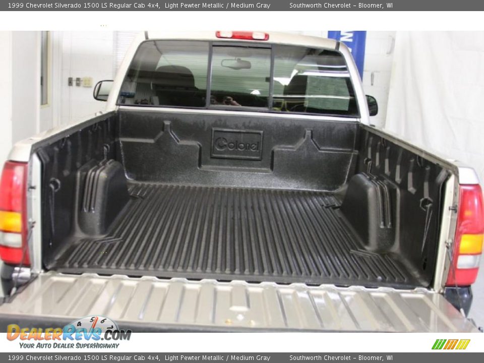 1999 Chevrolet Silverado 1500 LS Regular Cab 4x4 Light Pewter Metallic / Medium Gray Photo #4