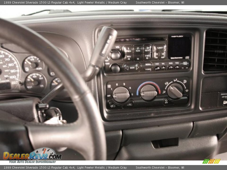 1999 Chevrolet Silverado 1500 LS Regular Cab 4x4 Light Pewter Metallic / Medium Gray Photo #7