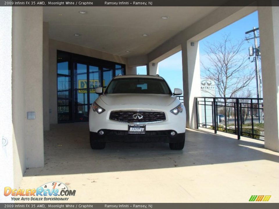 2009 Infiniti FX 35 AWD Moonlight White / Graphite Photo #2