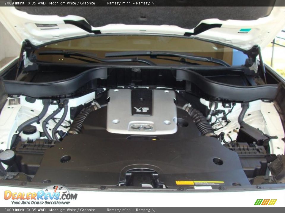 2009 Infiniti FX 35 AWD Moonlight White / Graphite Photo #14