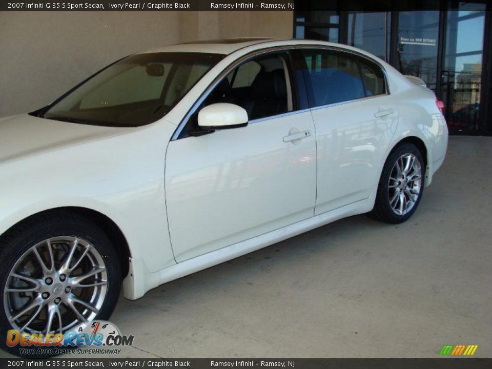 2007 Infiniti G 35 S Sport Sedan Ivory Pearl / Graphite Black Photo #3