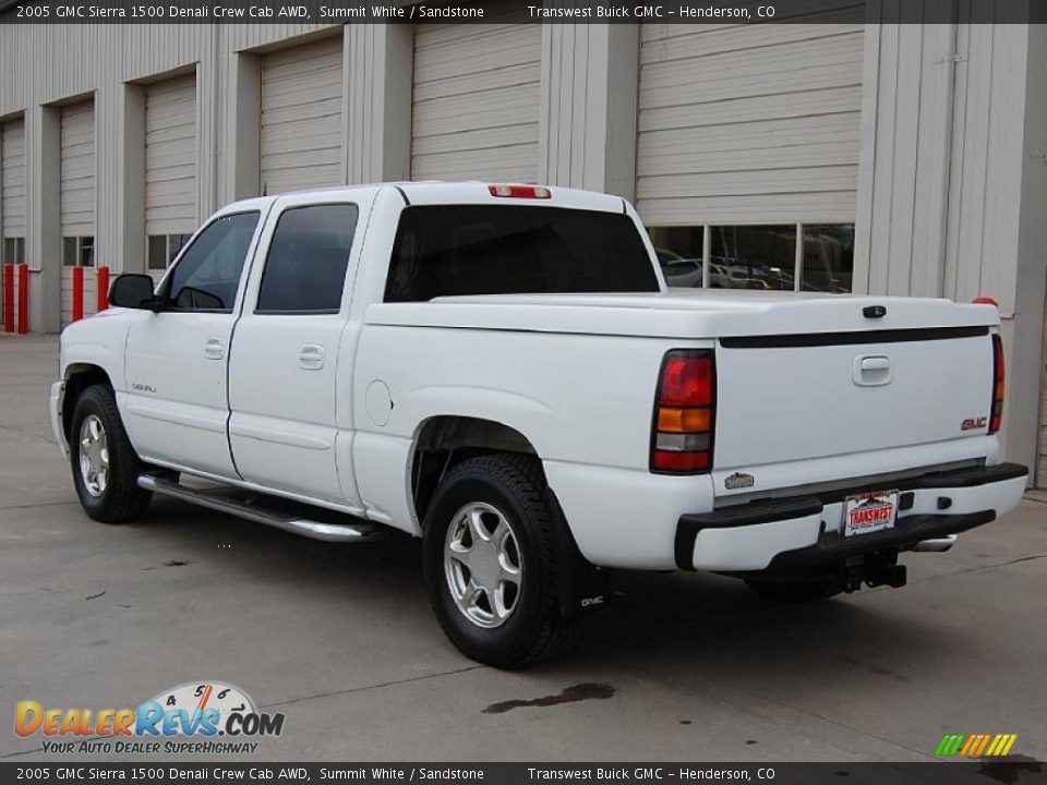 2005 GMC Sierra 1500 Denali Crew Cab AWD Summit White / Sandstone Photo #5