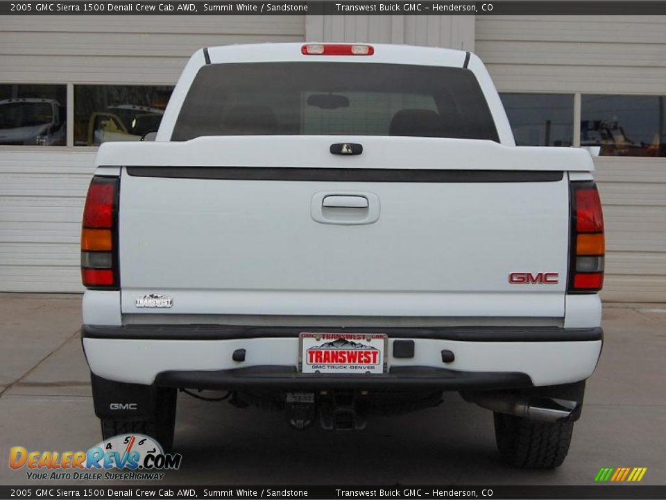 2005 GMC Sierra 1500 Denali Crew Cab AWD Summit White / Sandstone Photo #6