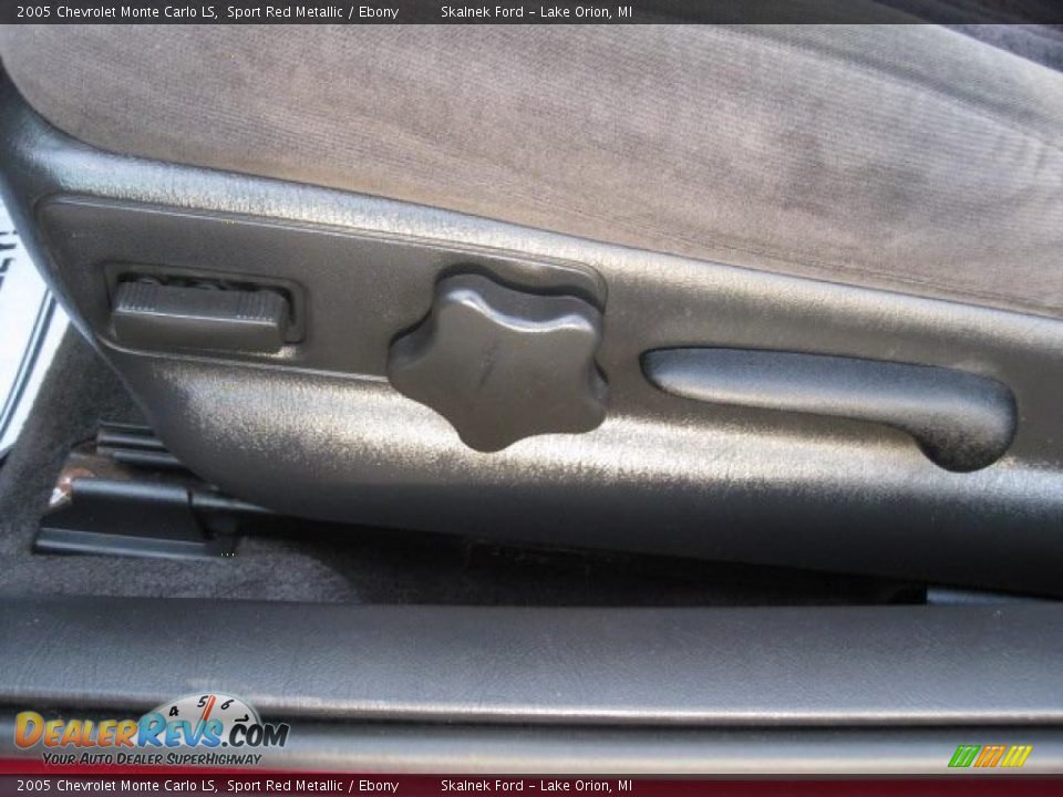 2005 Chevrolet Monte Carlo LS Sport Red Metallic / Ebony Photo #23