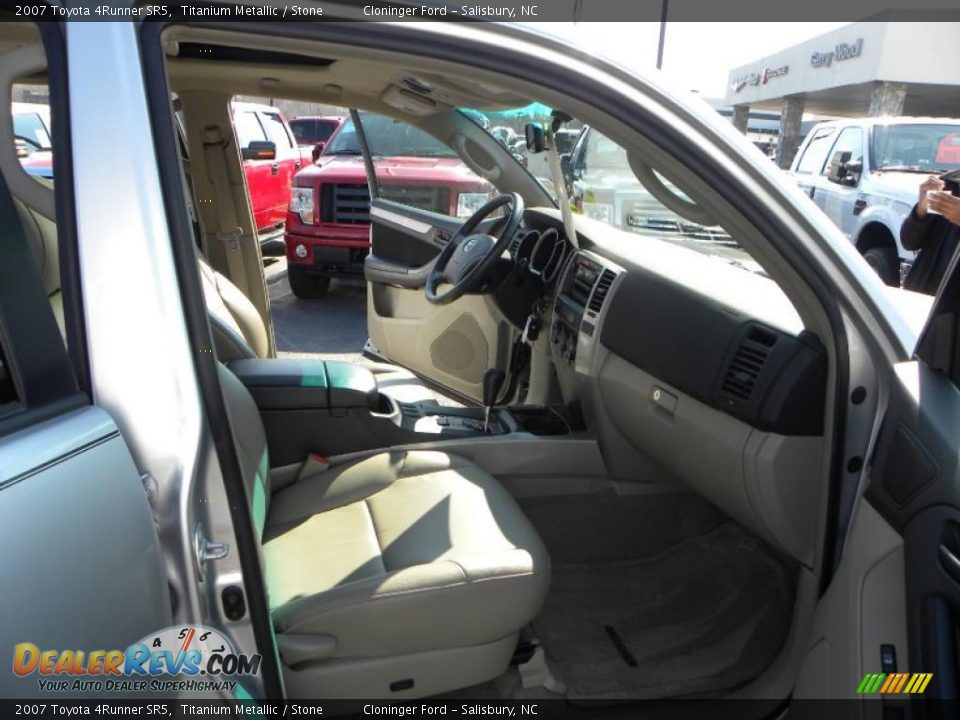 2007 Toyota 4Runner SR5 Titanium Metallic / Stone Photo #12