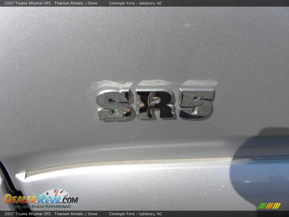 2007 Toyota 4Runner SR5 Titanium Metallic / Stone Photo #15