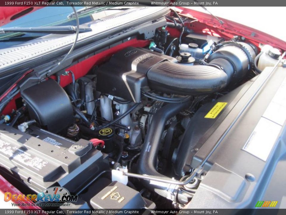 1999 Ford F150 XLT Regular Cab Toreador Red Metallic / Medium Graphite Photo #8