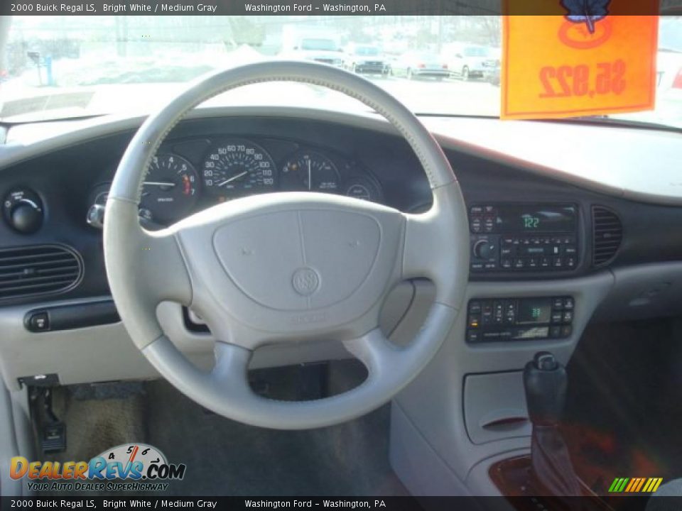 2000 Buick Regal LS Bright White / Medium Gray Photo #13