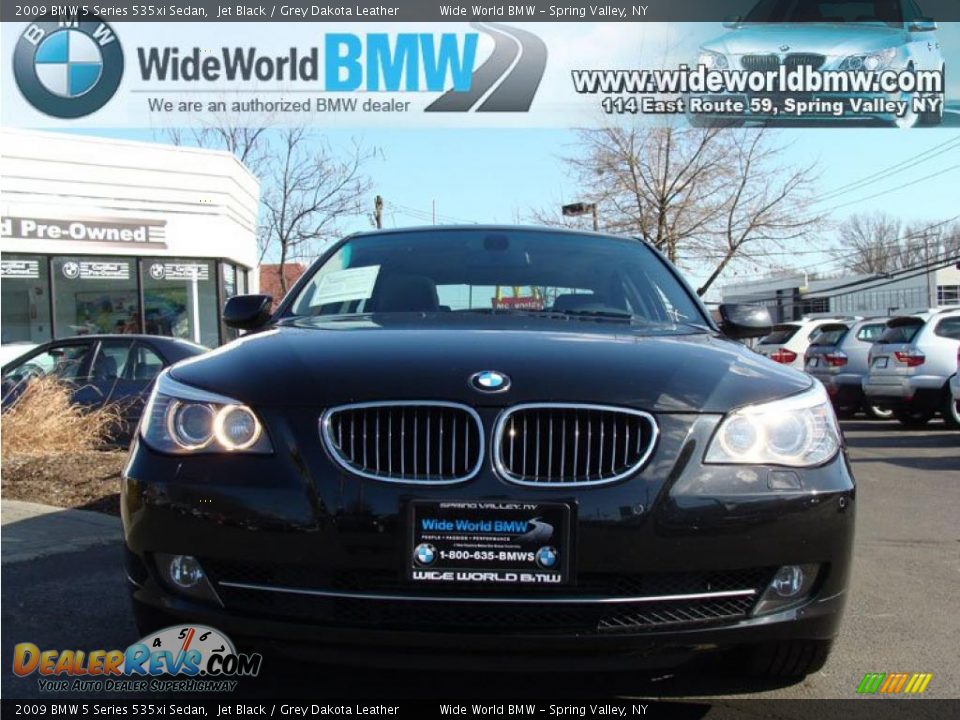 2009 BMW 5 Series 535xi Sedan Jet Black / Grey Dakota Leather Photo #2