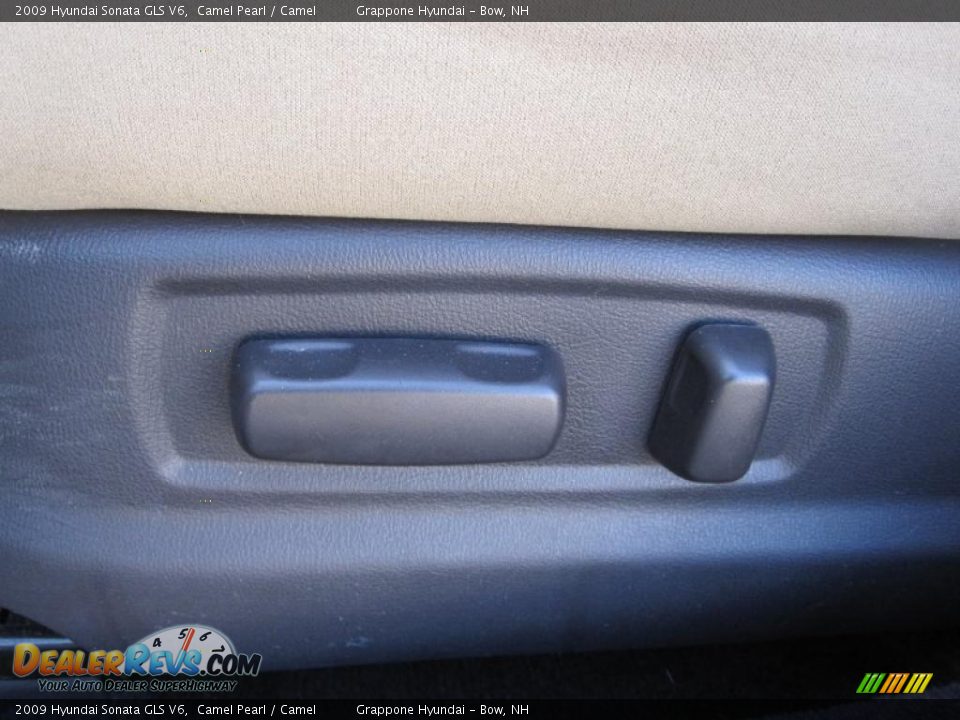 2009 Hyundai Sonata GLS V6 Camel Pearl / Camel Photo #11