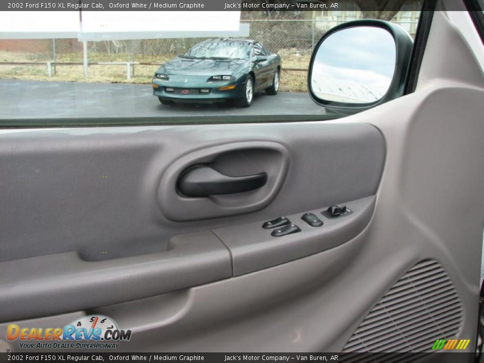 2002 Ford F150 XL Regular Cab Oxford White / Medium Graphite Photo #7