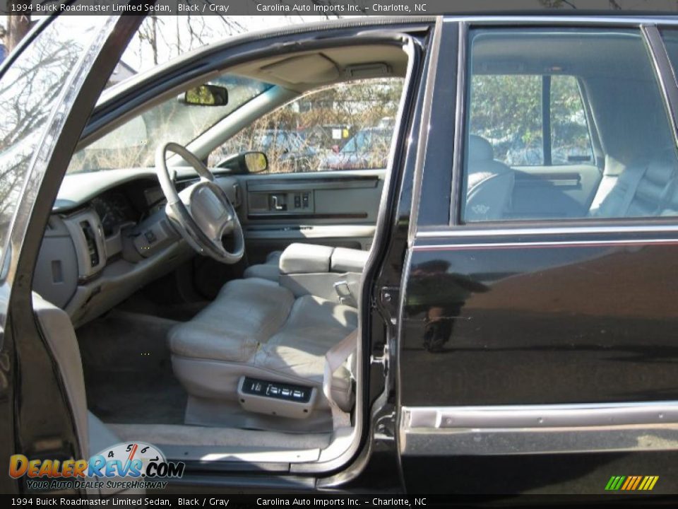 1994 Buick Roadmaster Limited Sedan Black / Gray Photo #14