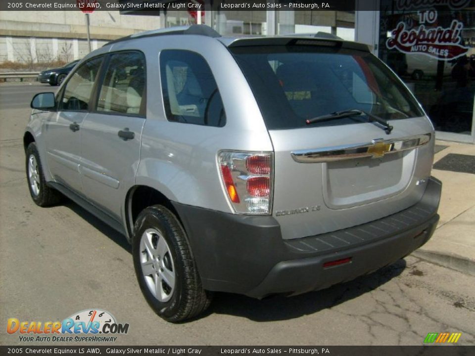 2005 Chevrolet Equinox LS AWD Galaxy Silver Metallic / Light Gray Photo #3