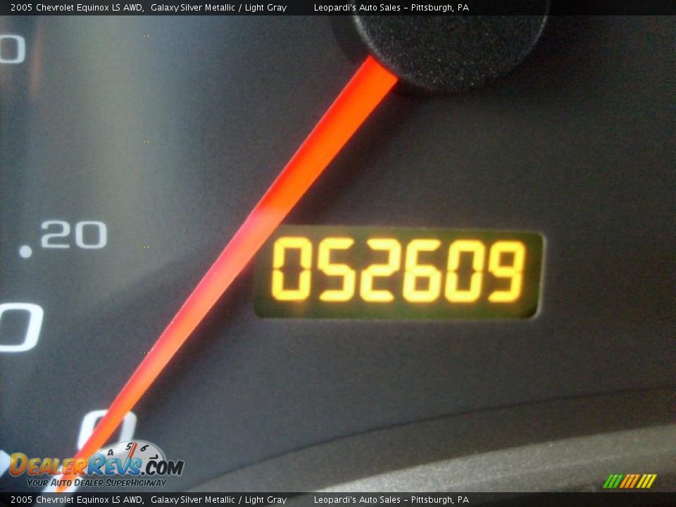 2005 Chevrolet Equinox LS AWD Galaxy Silver Metallic / Light Gray Photo #15