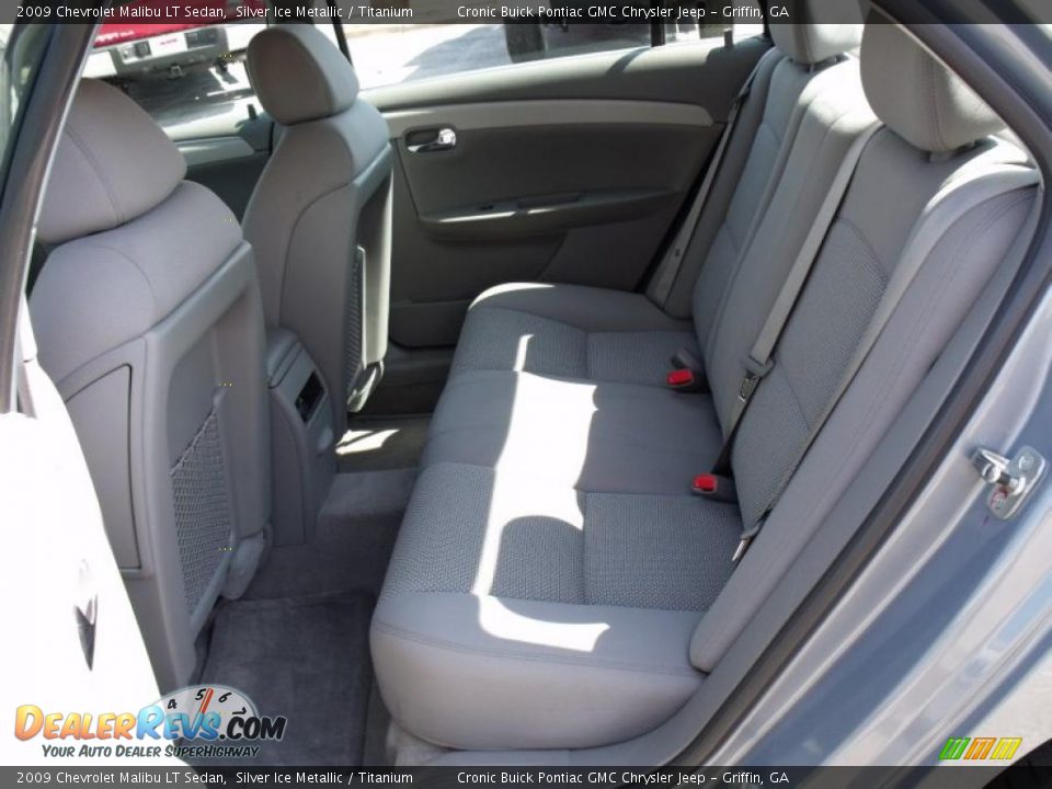 2009 Chevrolet Malibu LT Sedan Silver Ice Metallic / Titanium Photo #13