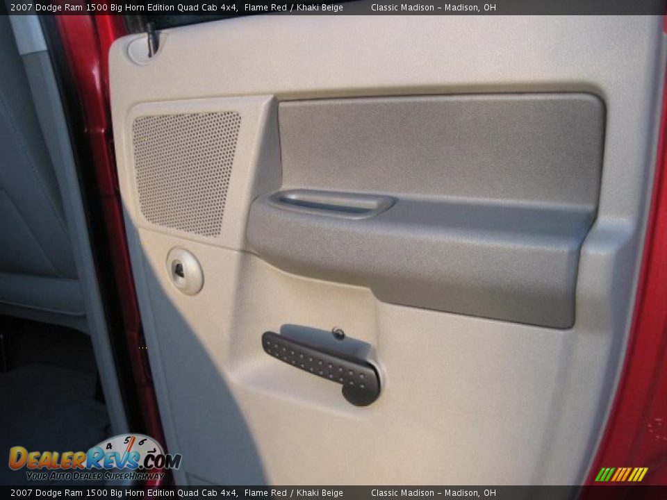 2007 Dodge Ram 1500 Big Horn Edition Quad Cab 4x4 Flame Red / Khaki Beige Photo #19