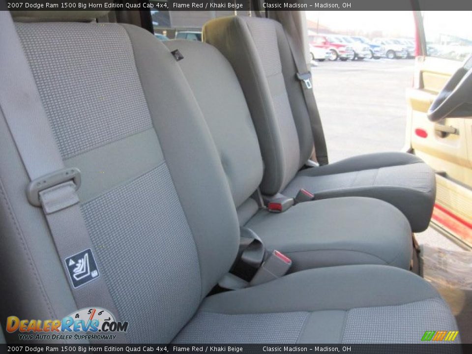 2007 Dodge Ram 1500 Big Horn Edition Quad Cab 4x4 Flame Red / Khaki Beige Photo #31