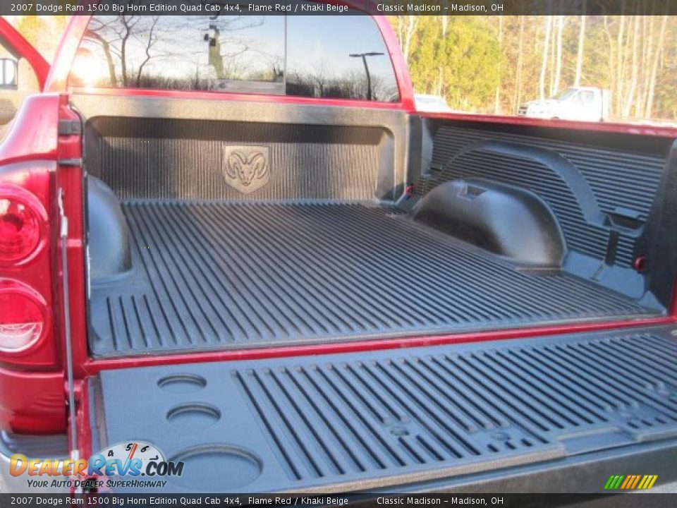 2007 Dodge Ram 1500 Big Horn Edition Quad Cab 4x4 Flame Red / Khaki Beige Photo #32