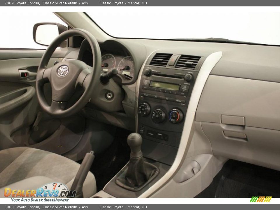 2009 Toyota Corolla Classic Silver Metallic / Ash Photo #15
