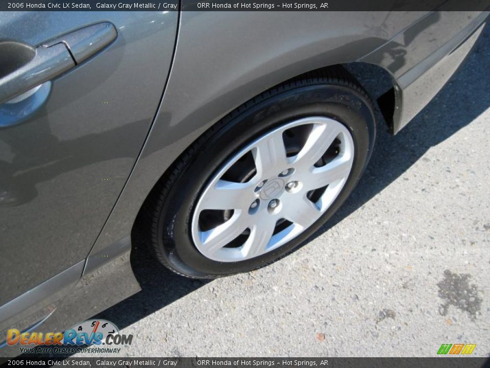 2006 Honda Civic LX Sedan Galaxy Gray Metallic / Gray Photo #10