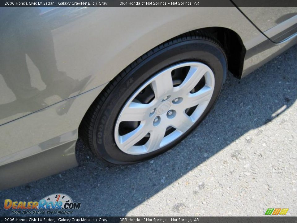 2006 Honda Civic LX Sedan Galaxy Gray Metallic / Gray Photo #11